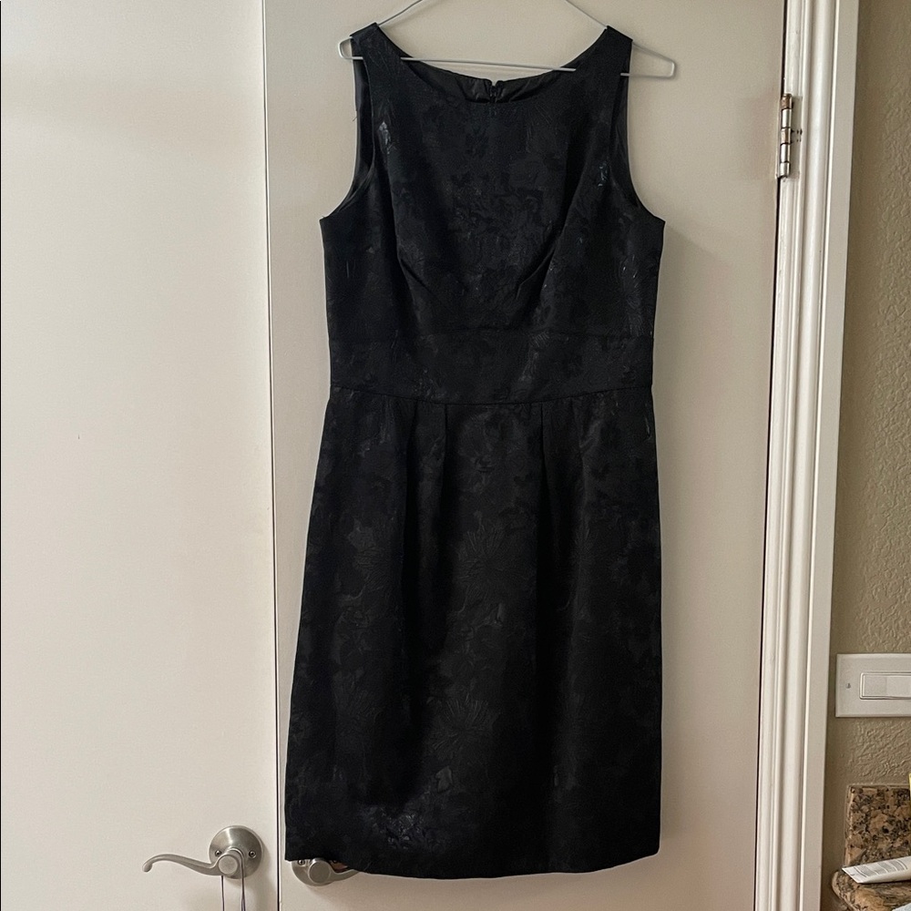 Studio I Black Jacquard Midi Sheath Dress